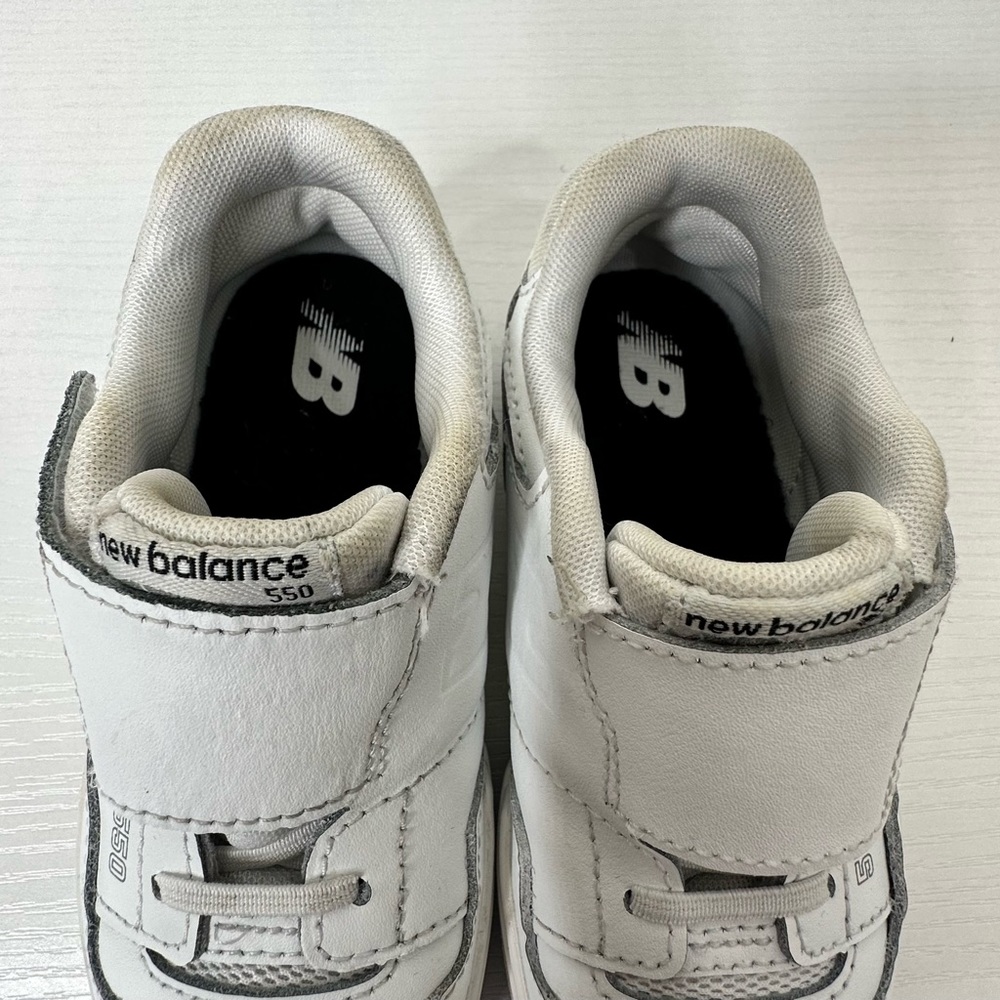 New Balance Kids’ 550 Sneaker Size 9 - Picture 7 of 11